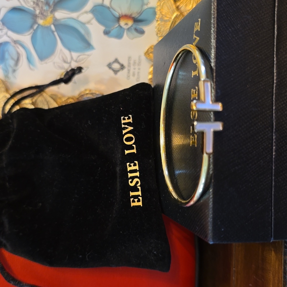 Elsie Love T Bangle 18k Yellow Gold Plated Mothwr of Pearl Bracelet